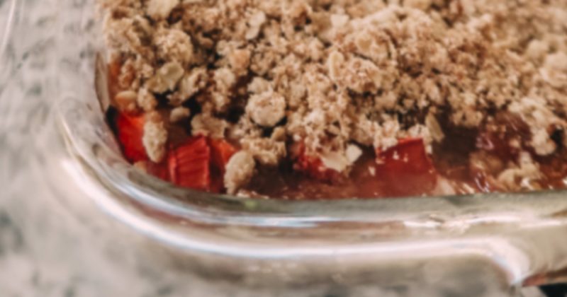 allergy-friendly-rhubarb-crisp-gluten-free-dairy-free-conners-clinic-recipes